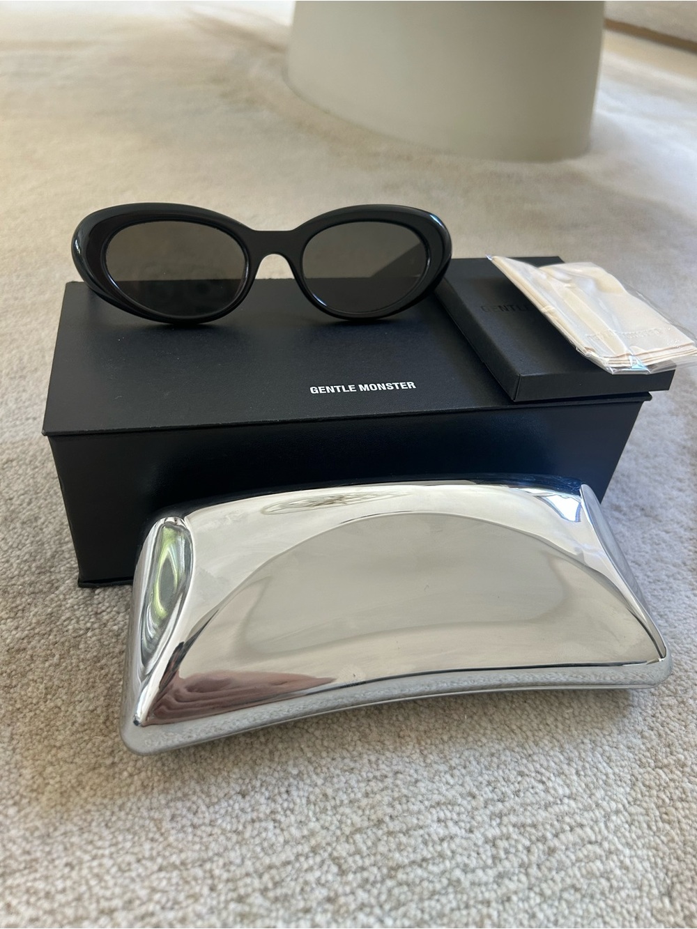 Gentle Monster Le Bold Collection Black Oval Sunglasses
